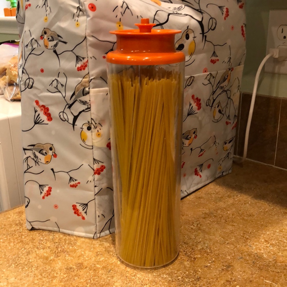 Tupperware Spaghetti Holder